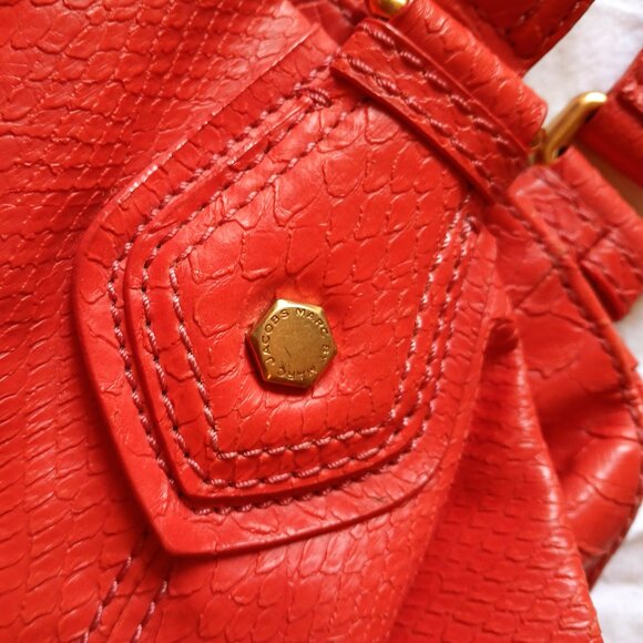 GUC Marc By Marc Jacobs Faux Leather Autumn Orange Shoulder Bag - Picture 4 of 9